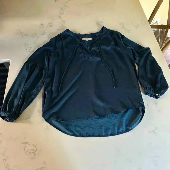 Loft Blue Peasant Top Long Sleeve Tie V Neck Silky Size M - Picture 2 of 13